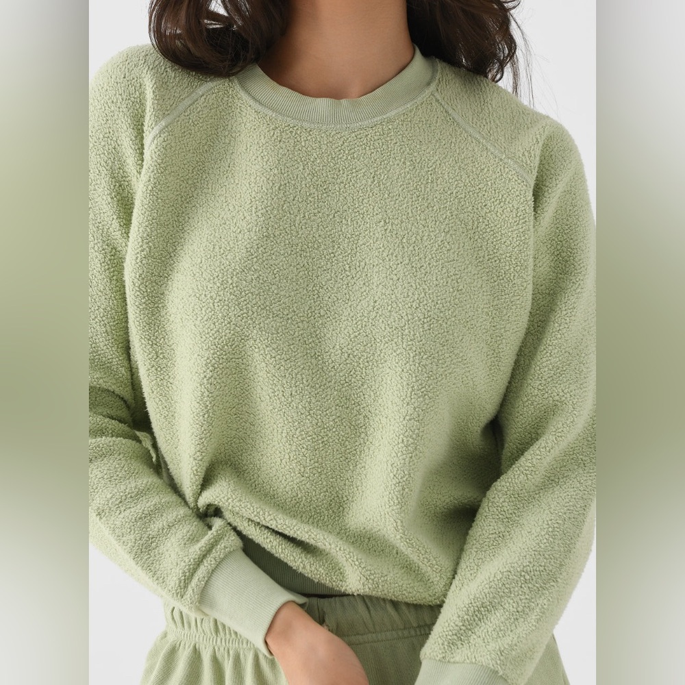 Perfectwhitetee Ziggy Sweatshirt - Pistachio, Women’s Medium
